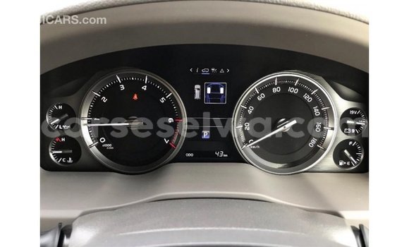 Buy Import Toyota Land Cruiser Other Car in Import - Dubai in East Mahé Buy Import Toyota Land Cruiser Other Car in Import - Dubai in East Mahé