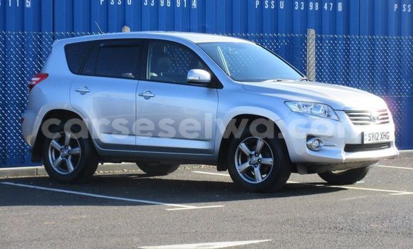 Acheter Occasion Voiture Toyota RAV4 Bleu à bel Air, Grand Victoria Acheter Occasion Voiture Toyota RAV4 Bleu à bel Air, Grand Victoria