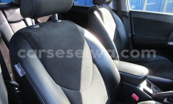 Acheter Occasion Voiture Toyota RAV4 Bleu à bel Air, Grand Victoria Acheter Occasion Voiture Toyota RAV4 Bleu à bel Air, Grand Victoria