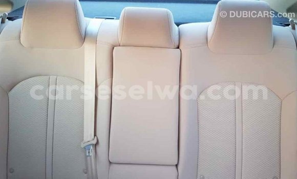 Acheter Import Voiture Hyundai Sonata Noir à Import - Dubai, East Mahé Acheter Import Voiture Hyundai Sonata Noir à Import - Dubai, East Mahé