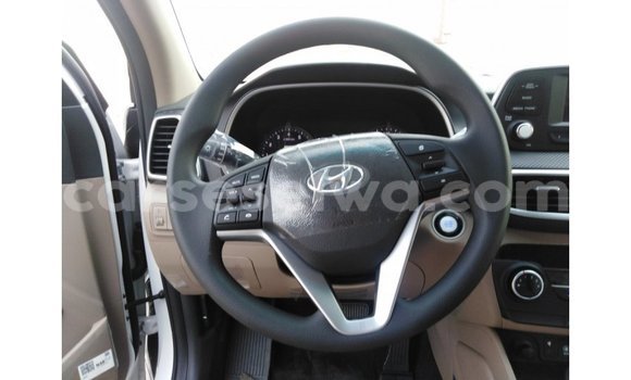 Buy Import Hyundai Tucson White Car in Import - Dubai in East Mahé Buy Import Hyundai Tucson White Car in Import - Dubai in East Mahé