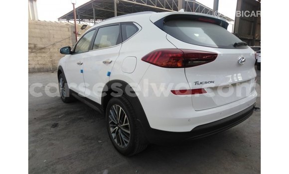 Buy Import Hyundai Tucson White Car in Import - Dubai in East Mahé Buy Import Hyundai Tucson White Car in Import - Dubai in East Mahé