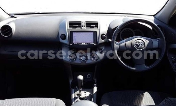 Acheter Occasion Voiture Toyota RAV4 Noir à Anse Royale, South Mahé Acheter Occasion Voiture Toyota RAV4 Noir à Anse Royale, South Mahé