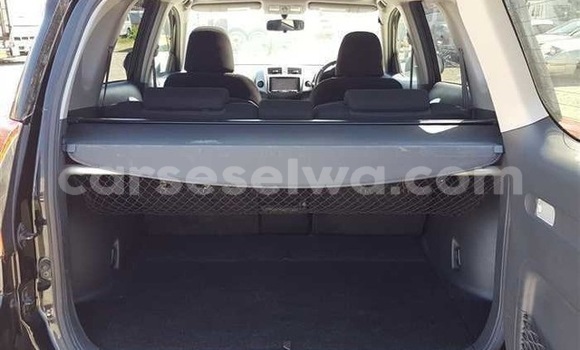 Acheter Occasion Voiture Toyota RAV4 Noir à Anse Royale, South Mahé Acheter Occasion Voiture Toyota RAV4 Noir à Anse Royale, South Mahé