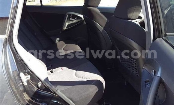 Acheter Occasion Voiture Toyota RAV4 Noir à Anse Royale, South Mahé Acheter Occasion Voiture Toyota RAV4 Noir à Anse Royale, South Mahé