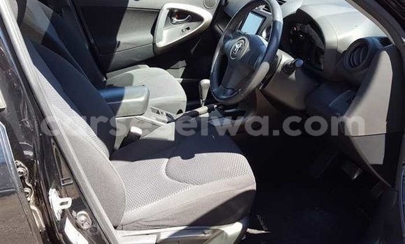 Acheter Occasion Voiture Toyota RAV4 Noir à Anse Royale, South Mahé Acheter Occasion Voiture Toyota RAV4 Noir à Anse Royale, South Mahé