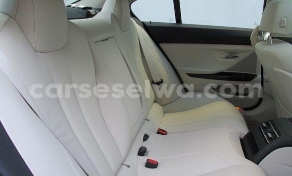 Acheter Occasion Voiture BMW 6er Blanc à Saint Louis, Grand Victoria Acheter Occasion Voiture BMW 6er Blanc à Saint Louis, Grand Victoria