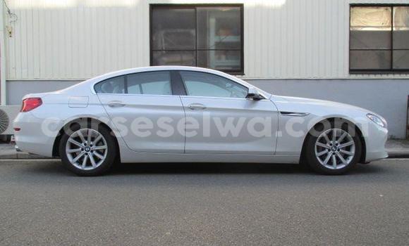 Acheter Occasion Voiture BMW 6er Blanc à Saint Louis, Grand Victoria Acheter Occasion Voiture BMW 6er Blanc à Saint Louis, Grand Victoria