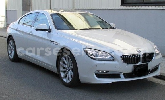 Acheter Occasion Voiture BMW 6er Blanc à Saint Louis, Grand Victoria Acheter Occasion Voiture BMW 6er Blanc à Saint Louis, Grand Victoria