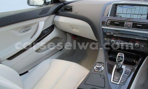 Acheter Occasion Voiture BMW 6er Blanc à Saint Louis, Grand Victoria Acheter Occasion Voiture BMW 6er Blanc à Saint Louis, Grand Victoria