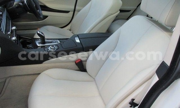 Acheter Occasion Voiture BMW 6er Blanc à Saint Louis, Grand Victoria Acheter Occasion Voiture BMW 6er Blanc à Saint Louis, Grand Victoria