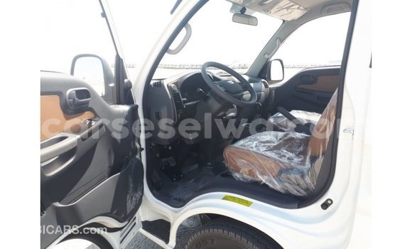 Acheter Import Utilitaire Kia K2700 Blanc à Import - Dubai, East Mahé Acheter Import Utilitaire Kia K2700 Blanc à Import - Dubai, East Mahé