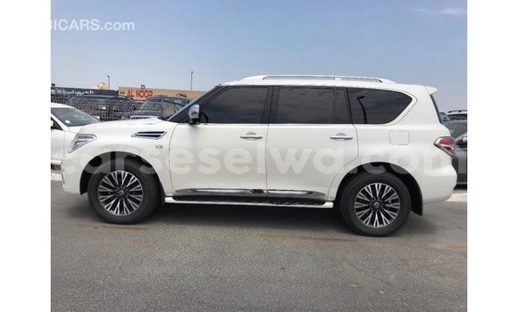 Buy Import Nissan Patrol White Car in Import - Dubai in East Mahé Buy Import Nissan Patrol White Car in Import - Dubai in East Mahé