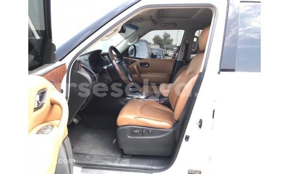 Buy Import Nissan Patrol White Car in Import - Dubai in East Mahé Buy Import Nissan Patrol White Car in Import - Dubai in East Mahé