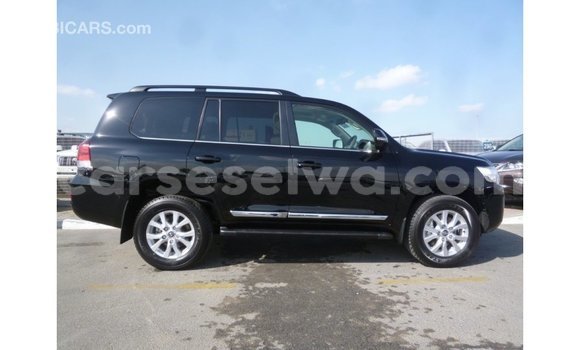 Buy Import Toyota Land Cruiser Black Car in Import - Dubai in East Mahé Buy Import Toyota Land Cruiser Black Car in Import - Dubai in East Mahé