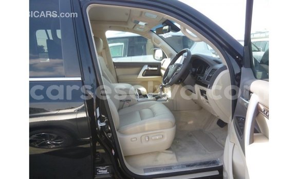 Buy Import Toyota Land Cruiser Black Car in Import - Dubai in East Mahé Buy Import Toyota Land Cruiser Black Car in Import - Dubai in East Mahé