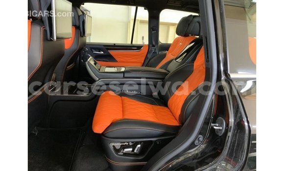 Acheter Import Voiture Lexus LX Noir à Import - Dubai, East Mahé Acheter Import Voiture Lexus LX Noir à Import - Dubai, East Mahé