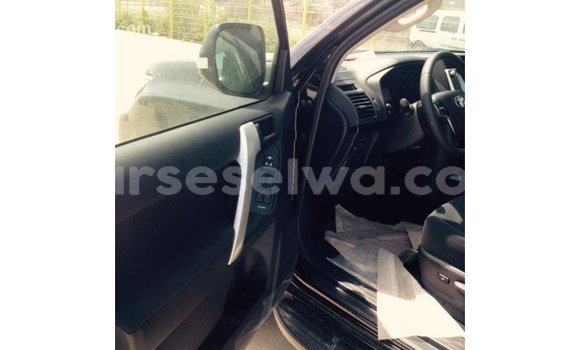 Acheter Import Voiture Toyota Prado Noir à Import - Dubai, East Mahé Acheter Import Voiture Toyota Prado Noir à Import - Dubai, East Mahé