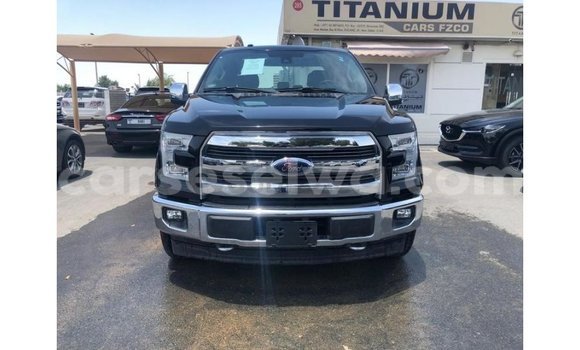 Acheter Import Voiture Ford Club Wagon Noir à Import - Dubai, East Mahé Acheter Import Voiture Ford Club Wagon Noir à Import - Dubai, East Mahé