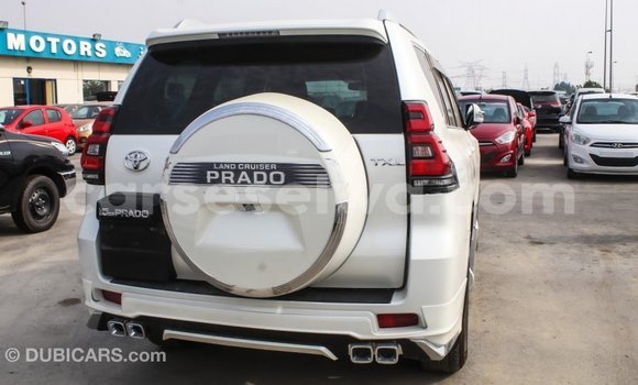 Acheter Import Voiture Toyota Prado Blanc à Import - Dubai, East Mahé Acheter Import Voiture Toyota Prado Blanc à Import - Dubai, East Mahé