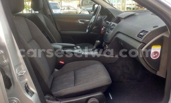 Acheter Occasion Voiture Mercedes‒Benz C–Class Gris à bel Air, Grand Victoria Acheter Occasion Voiture Mercedes‒Benz C–Class Gris à bel Air, Grand Victoria