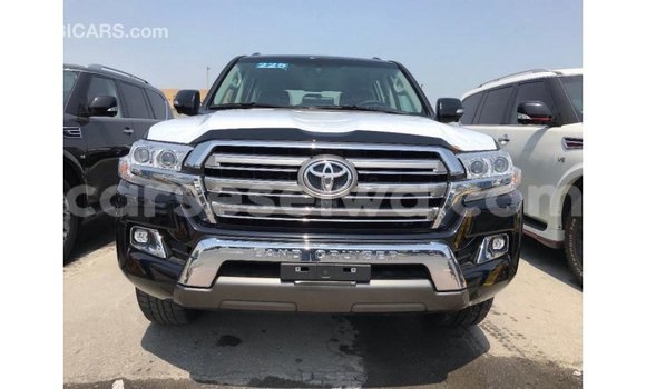 Buy Import Toyota Land Cruiser Black Car in Import - Dubai in East Mahé Buy Import Toyota Land Cruiser Black Car in Import - Dubai in East Mahé