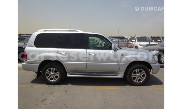Acheter Import Voiture Lexus LX Autre à Import - Dubai, East Mahé Acheter Import Voiture Lexus LX Autre à Import - Dubai, East Mahé