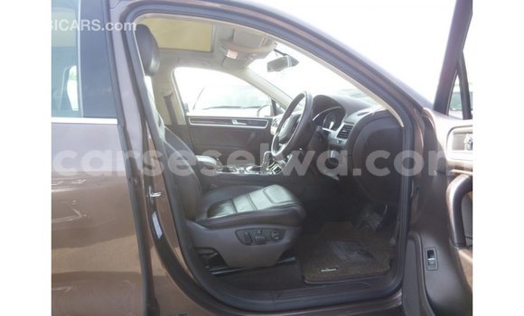 Buy Import Volkswagen Touareg Brown Car in Import - Dubai in East Mahé Buy Import Volkswagen Touareg Brown Car in Import - Dubai in East Mahé