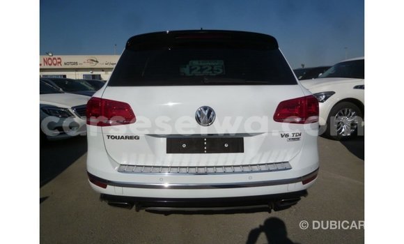 Buy Import Volkswagen Touareg White Car in Import - Dubai in East Mahé Buy Import Volkswagen Touareg White Car in Import - Dubai in East Mahé