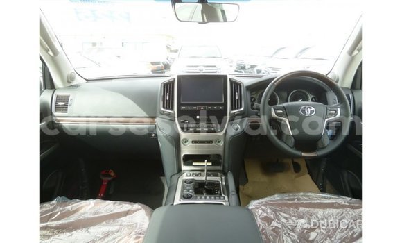 Buy Import Toyota Land Cruiser Other Car in Import - Dubai in East Mahé Buy Import Toyota Land Cruiser Other Car in Import - Dubai in East Mahé