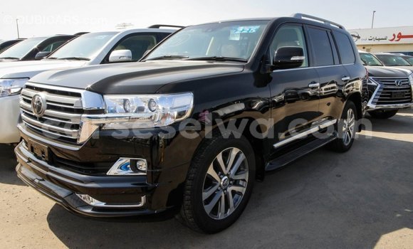 Buy Import Toyota Land Cruiser Black Car in Import - Dubai in East Mahé Buy Import Toyota Land Cruiser Black Car in Import - Dubai in East Mahé