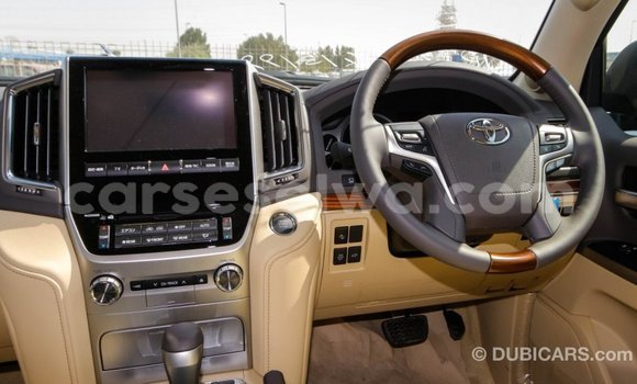 Buy Import Toyota Land Cruiser Black Car in Import - Dubai in East Mahé Buy Import Toyota Land Cruiser Black Car in Import - Dubai in East Mahé