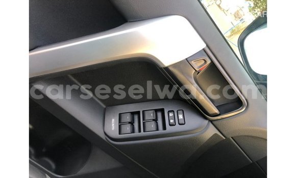 Acheter Import Voiture Toyota Prado Noir à Import - Dubai, East Mahé Acheter Import Voiture Toyota Prado Noir à Import - Dubai, East Mahé