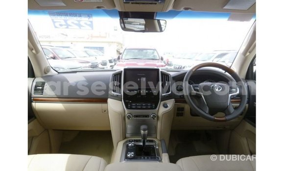 Buy Import Toyota Land Cruiser Other Car in Import - Dubai in East Mahé Buy Import Toyota Land Cruiser Other Car in Import - Dubai in East Mahé