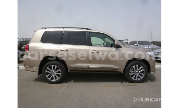 Buy Import Toyota Land Cruiser Other Car in Import - Dubai in East Mahé Buy Import Toyota Land Cruiser Other Car in Import - Dubai in East Mahé
