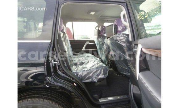 Buy Import Toyota Land Cruiser Black Car in Import - Dubai in East Mahé Buy Import Toyota Land Cruiser Black Car in Import - Dubai in East Mahé