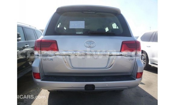 Buy Import Toyota Land Cruiser Other Car in Import - Dubai in East Mahé Buy Import Toyota Land Cruiser Other Car in Import - Dubai in East Mahé