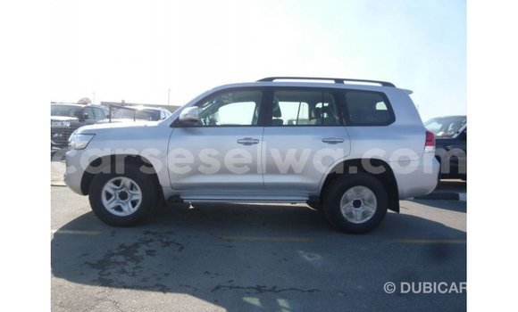 Buy Import Toyota Land Cruiser Other Car in Import - Dubai in East Mahé Buy Import Toyota Land Cruiser Other Car in Import - Dubai in East Mahé