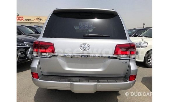 Acheter Import Voiture Toyota Land Cruiser Autre à Import - Dubai, East Mahé Acheter Import Voiture Toyota Land Cruiser Autre à Import - Dubai, East Mahé