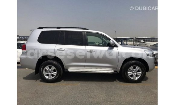 Acheter Import Voiture Toyota Land Cruiser Autre à Import - Dubai, East Mahé Acheter Import Voiture Toyota Land Cruiser Autre à Import - Dubai, East Mahé