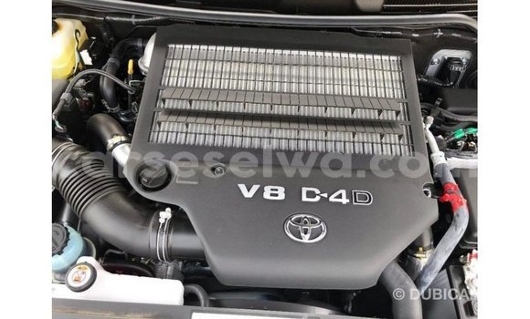 Acheter Import Voiture Toyota Land Cruiser Autre à Import - Dubai, East Mahé Acheter Import Voiture Toyota Land Cruiser Autre à Import - Dubai, East Mahé