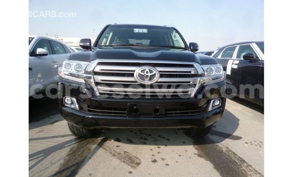 Buy Import Toyota Land Cruiser Black Car in Import - Dubai in East Mahé Buy Import Toyota Land Cruiser Black Car in Import - Dubai in East Mahé