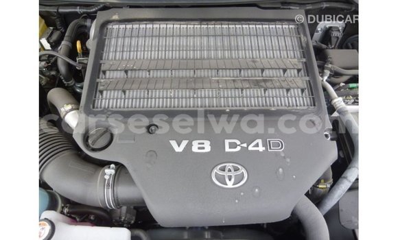 Buy Import Toyota Land Cruiser Black Car in Import - Dubai in East Mahé Buy Import Toyota Land Cruiser Black Car in Import - Dubai in East Mahé