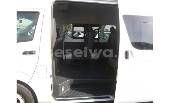 Buy Import Toyota Hiace White Car in Import - Dubai in East Mahé Buy Import Toyota Hiace White Car in Import - Dubai in East Mahé