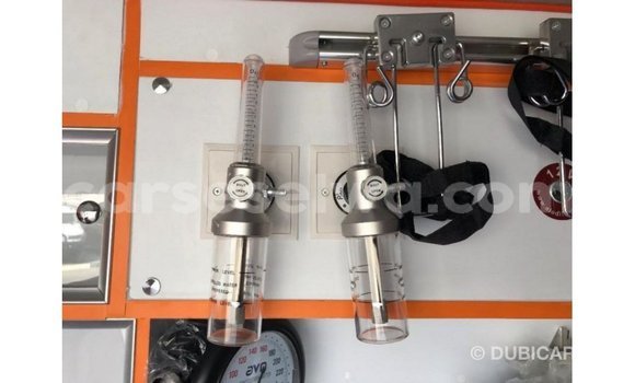 Buy Import Toyota Hiace White Car in Import - Dubai in East Mahé Buy Import Toyota Hiace White Car in Import - Dubai in East Mahé