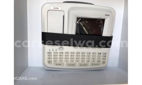 Buy Import Toyota Hiace White Car in Import - Dubai in East Mahé Buy Import Toyota Hiace White Car in Import - Dubai in East Mahé