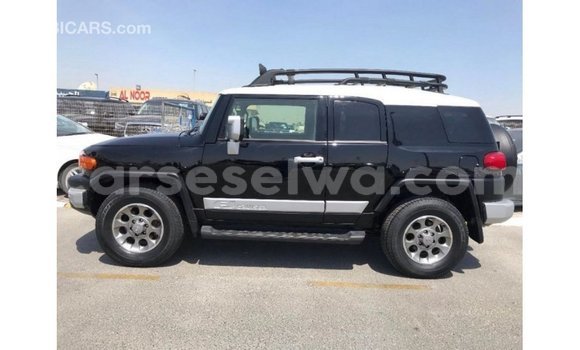 Buy Import Toyota FJ Cruiser Black Car in Import - Dubai in East Mahé Buy Import Toyota FJ Cruiser Black Car in Import - Dubai in East Mahé