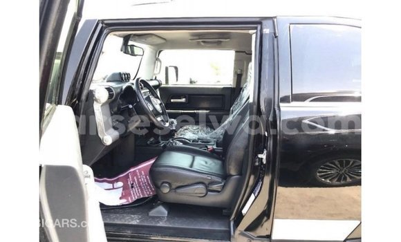 Buy Import Toyota FJ Cruiser Black Car in Import - Dubai in East Mahé Buy Import Toyota FJ Cruiser Black Car in Import - Dubai in East Mahé