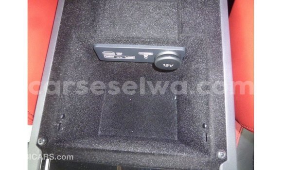 Acheter Import Voiture Jaguar F-Pace Noir à Import - Dubai, East Mahé Acheter Import Voiture Jaguar F-Pace Noir à Import - Dubai, East Mahé