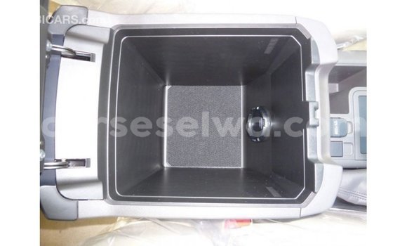 Acheter Import Voiture Toyota Prado Autre à Import - Dubai, East Mahé Acheter Import Voiture Toyota Prado Autre à Import - Dubai, East Mahé